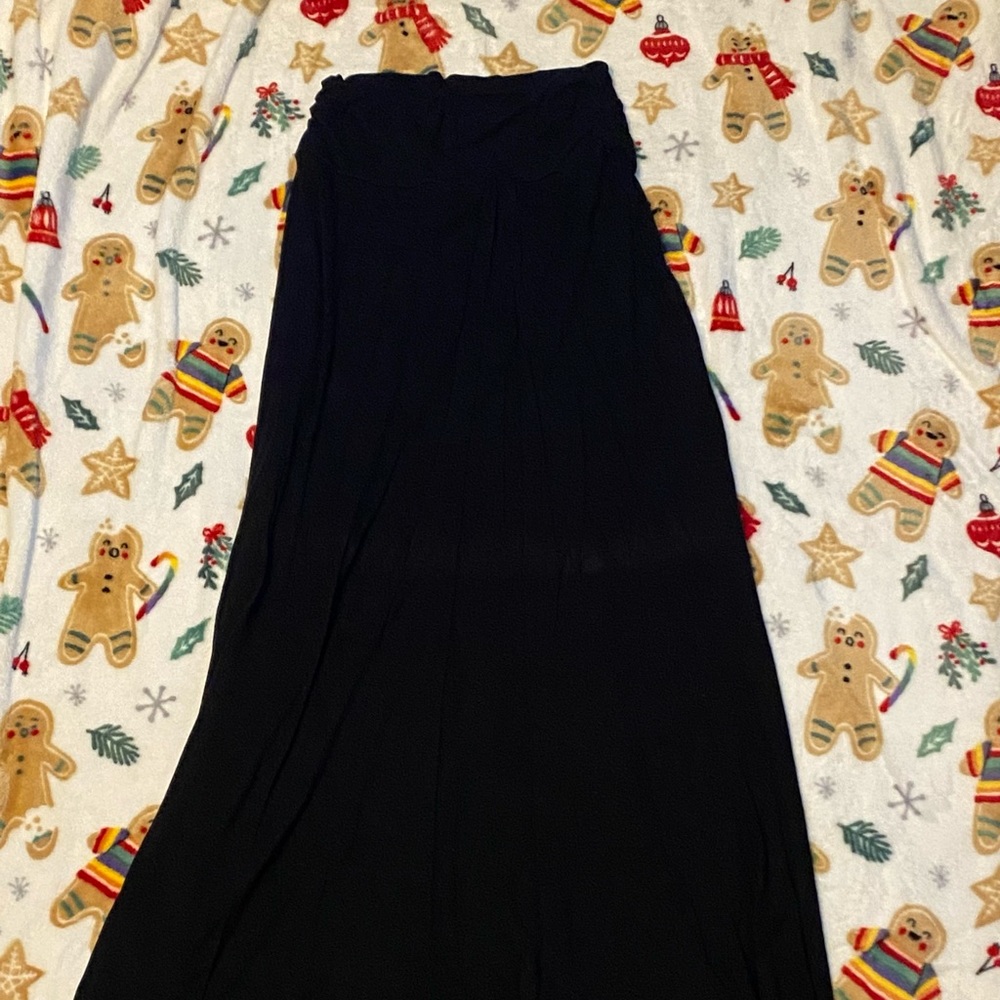 Black maxi skirt